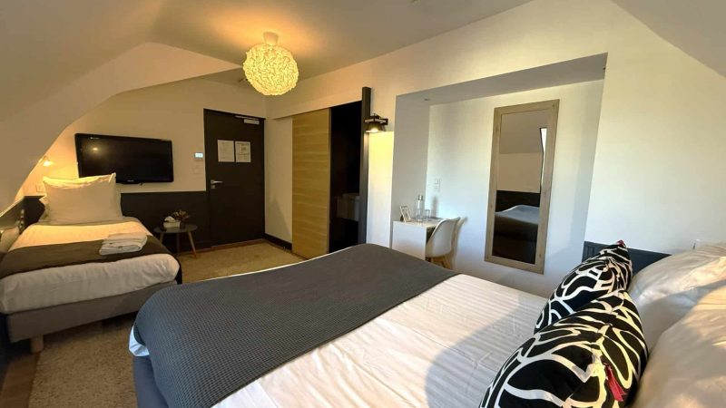 Chambre triple 7 - Hotel la Reserve de Brive - Brive centre-ville
