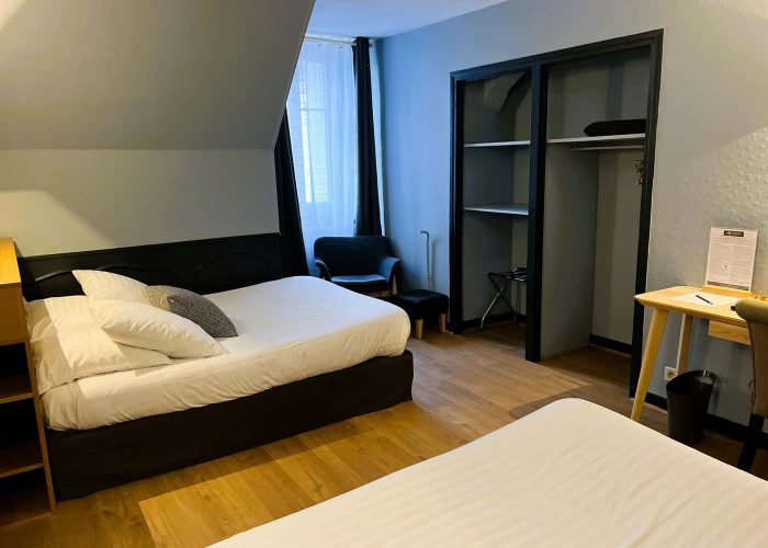 Chambre triple hotel Brive