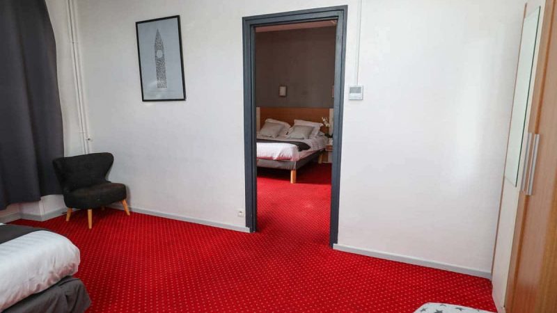 hotel-reserve-brive-la-gaillarde_suite-familiale3-(7)